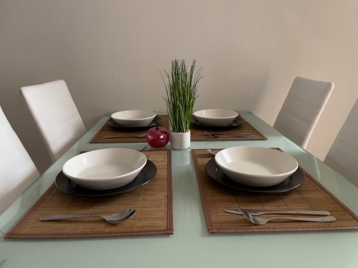 1 Bedroom Apartment Near Central Station Vienna Esterno foto
