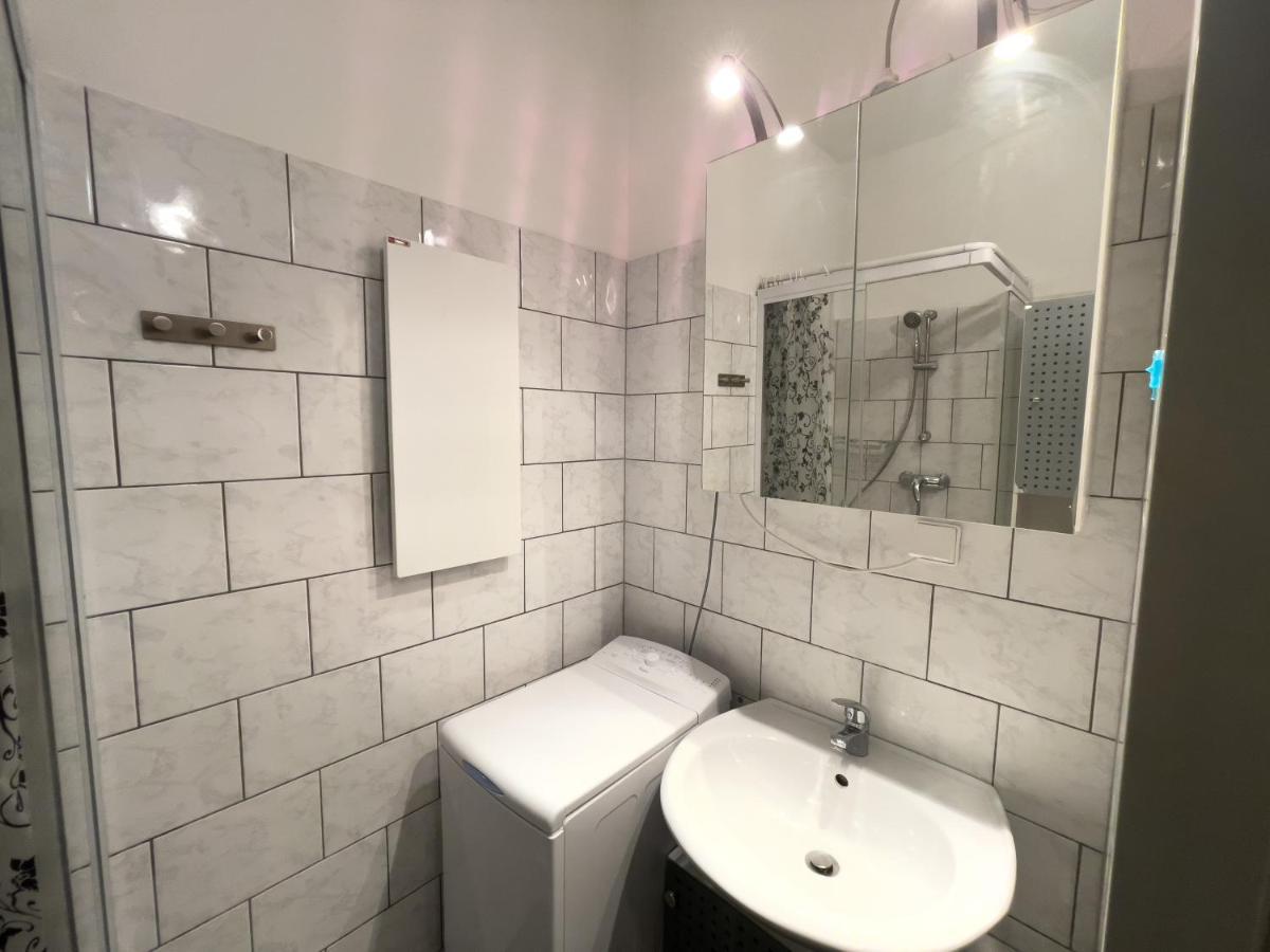 1 Bedroom Apartment Near Central Station Vienna Esterno foto